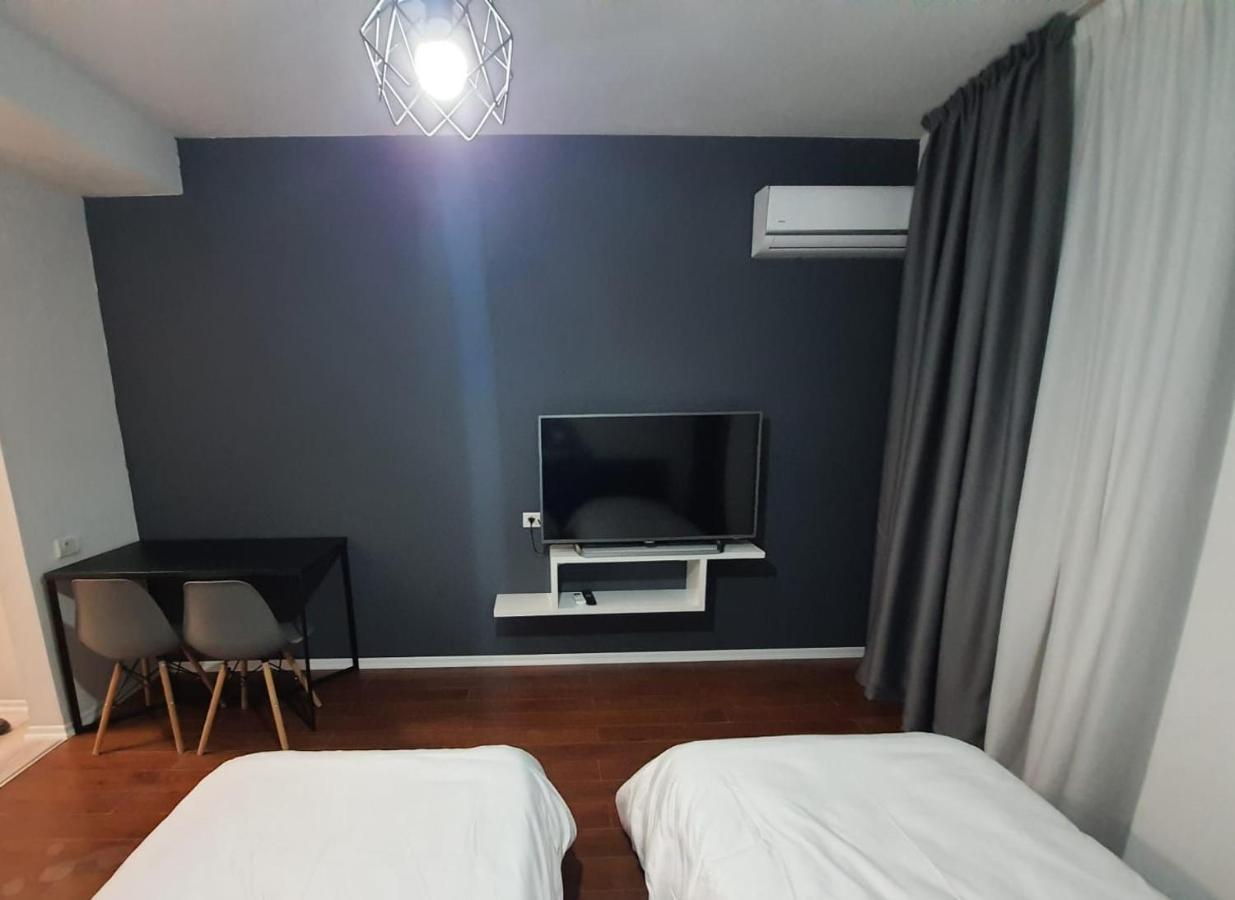 Modern Apartment Korca 3 Korce Exterior foto